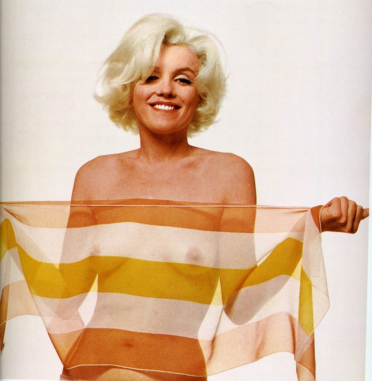 Toutes Les Photos De Marilyn Monroe Nue Et Seins Nus Whassup